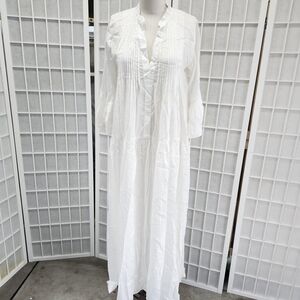 Evarae Elegant White Maxi Dress